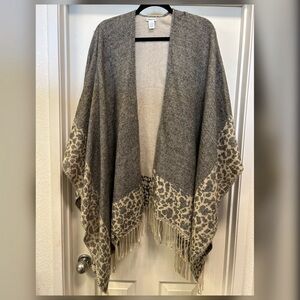 CROFT & BARROW • Leopard Wrap/Shawl